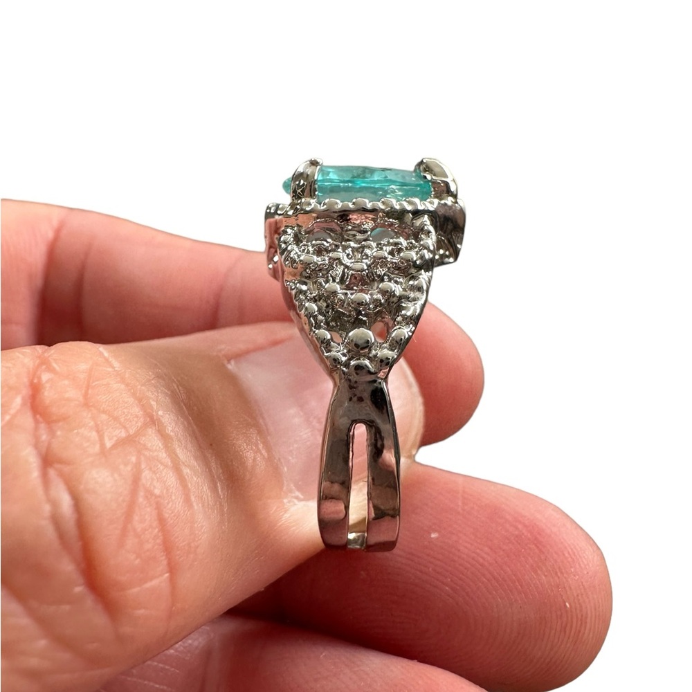 Light Turquoise Teardrop Gemstone Silver Ring - Picture 6 of 7